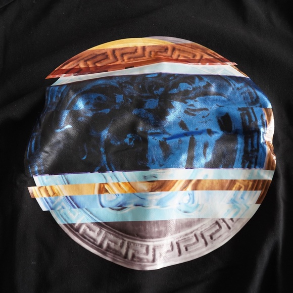 Versace sweater - Picture 2 of 5